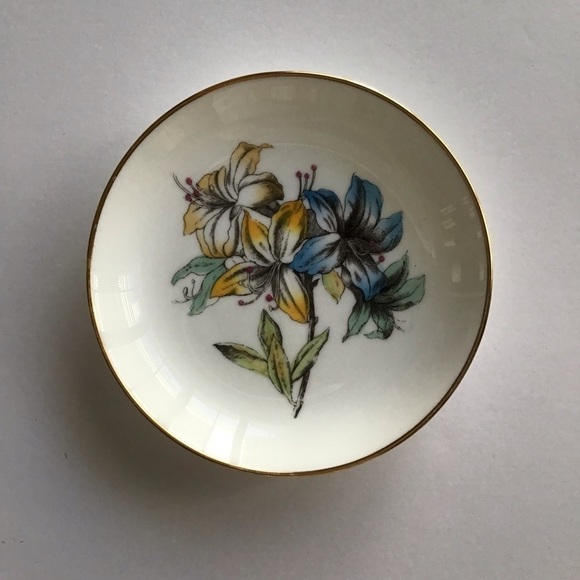 Minton English Bone China Tiger Lilly Trinket Dish Blue & Yellow Floral Vintage - Picture 4 of 10